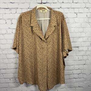 Haptics V-Neck Boho Animal Print Bubble Sleeve Top